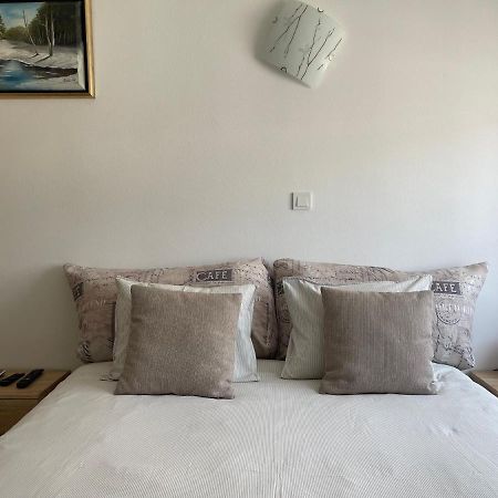Elena Apartman Palit Kültér fotó